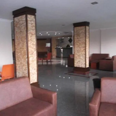 Otel Oz 3*