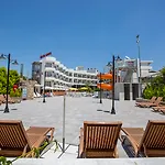 Oz Hotel